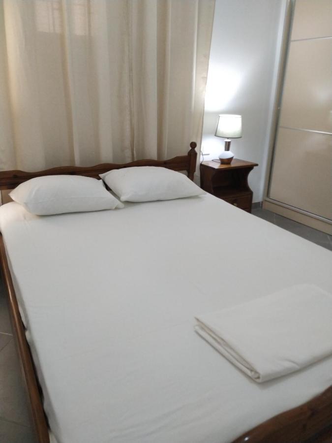May Apartments Sarandë Esterno foto